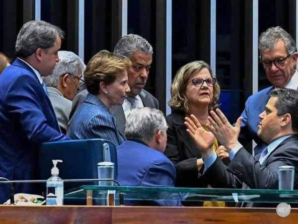 Senado discute pela segunda vez PEC que acaba com escala 6×1