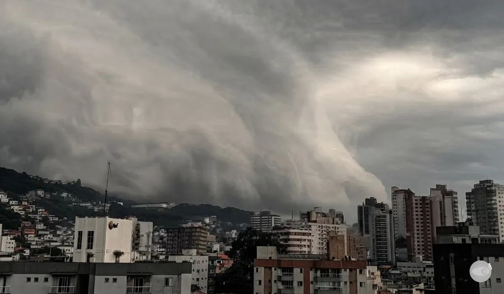 Defesa Civil prevê chuva forte e alagamento no Vale do Itajaí no domingo
