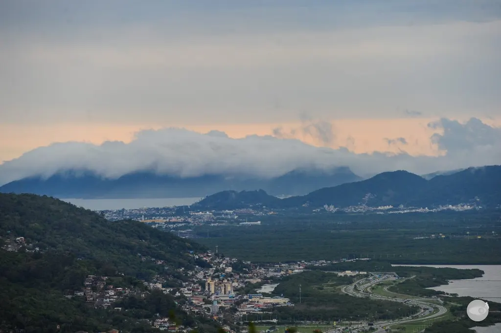 Defesa Civil de SC alerta para dois períodos de forte chuva nesta semana