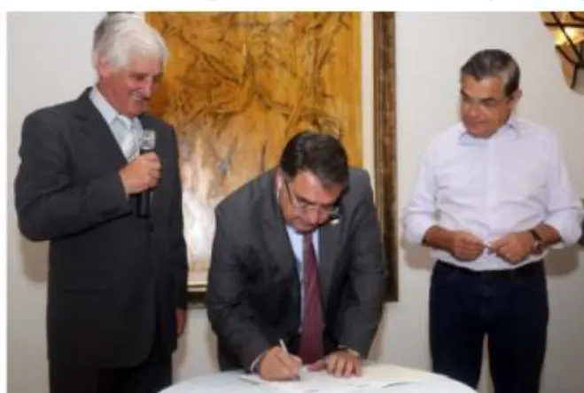 Ascurra recebe do Fundam R$433 mil para pavimentação