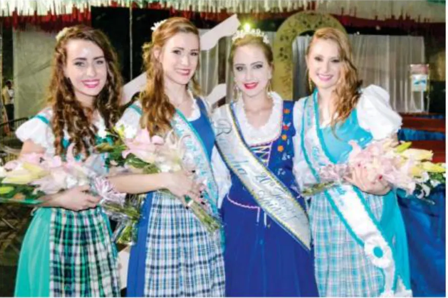 Elaine Mathias, Rainha da Tangefest, prestigia eleição das majestades da Festa do Imigrante em Timbó