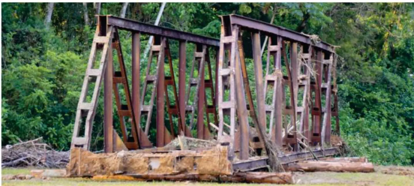 Ponte da antiga Estrada de Ferro foi removida
