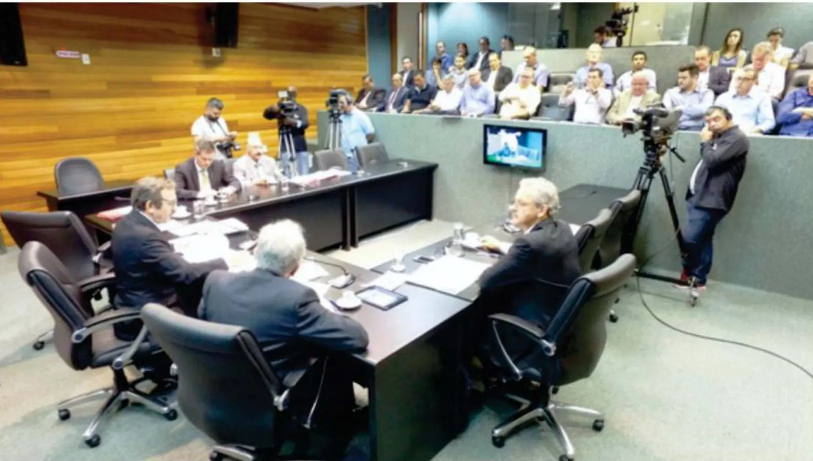 Atos públicos devem ser publicados em jornais de circulação local
