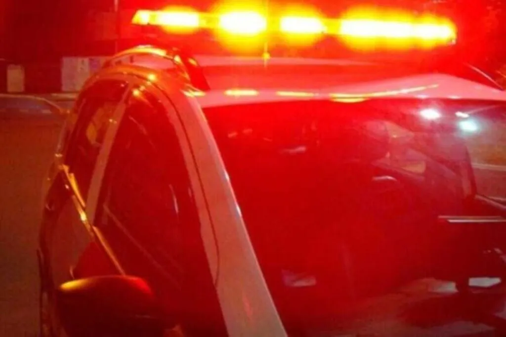 Homem arremessa pedras contra casa da ex após discussão por dinheiro no Oeste de SC