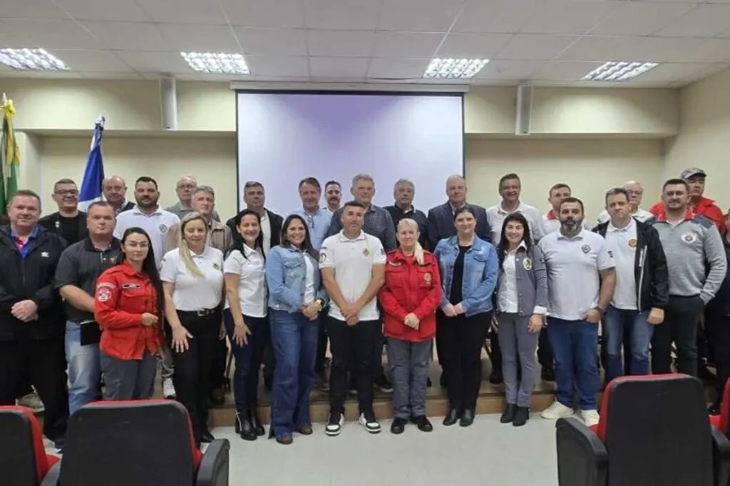 ABVESC realiza reunião administrativa com presidentes das corporações filiadas em Joinville