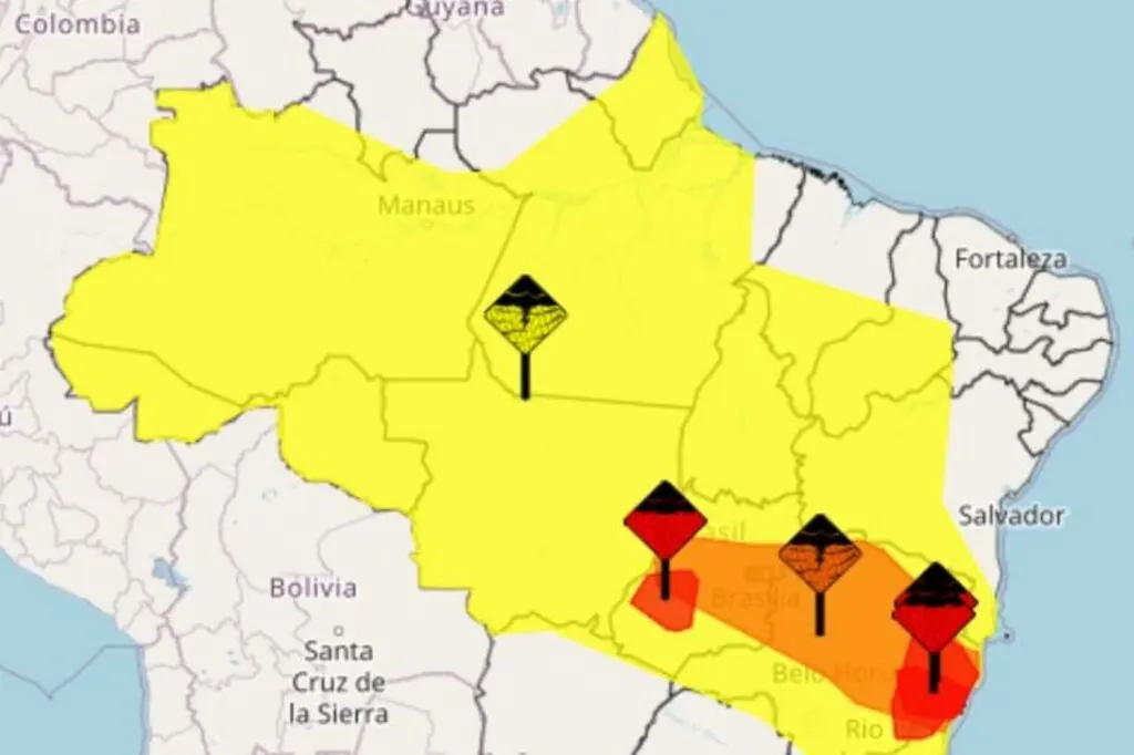Alerta vermelho: Quatro estados em risco alto de tempestades Intensas Hoje