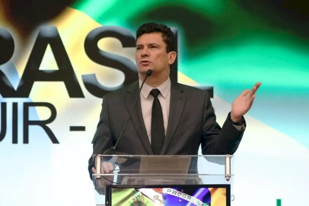 Combater a corrupção é uma tarefa de todo o país e não de um indivíduo, diz Moro