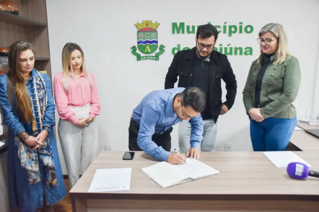Jean Benvenutti assume de forma interina a prefeitura de Apiúna
