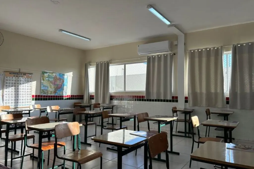 Governo de SC avança na climatização das salas de aula com chegada de novos aparelhos de ar-condicionado
