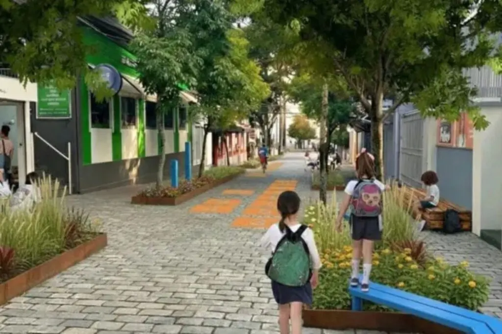 Projeto de revitalização do Centro de Florianópolis sugere redução de velocidade em vias principais
